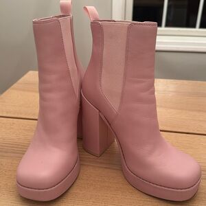 Steve Madden Platfo Boots